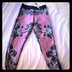 Women’s work out tights